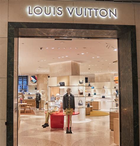 tiendas en Louis Vuitton